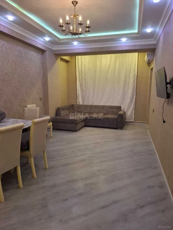 Kirayə verilir 2 otaqlı mənzil 60 m²
