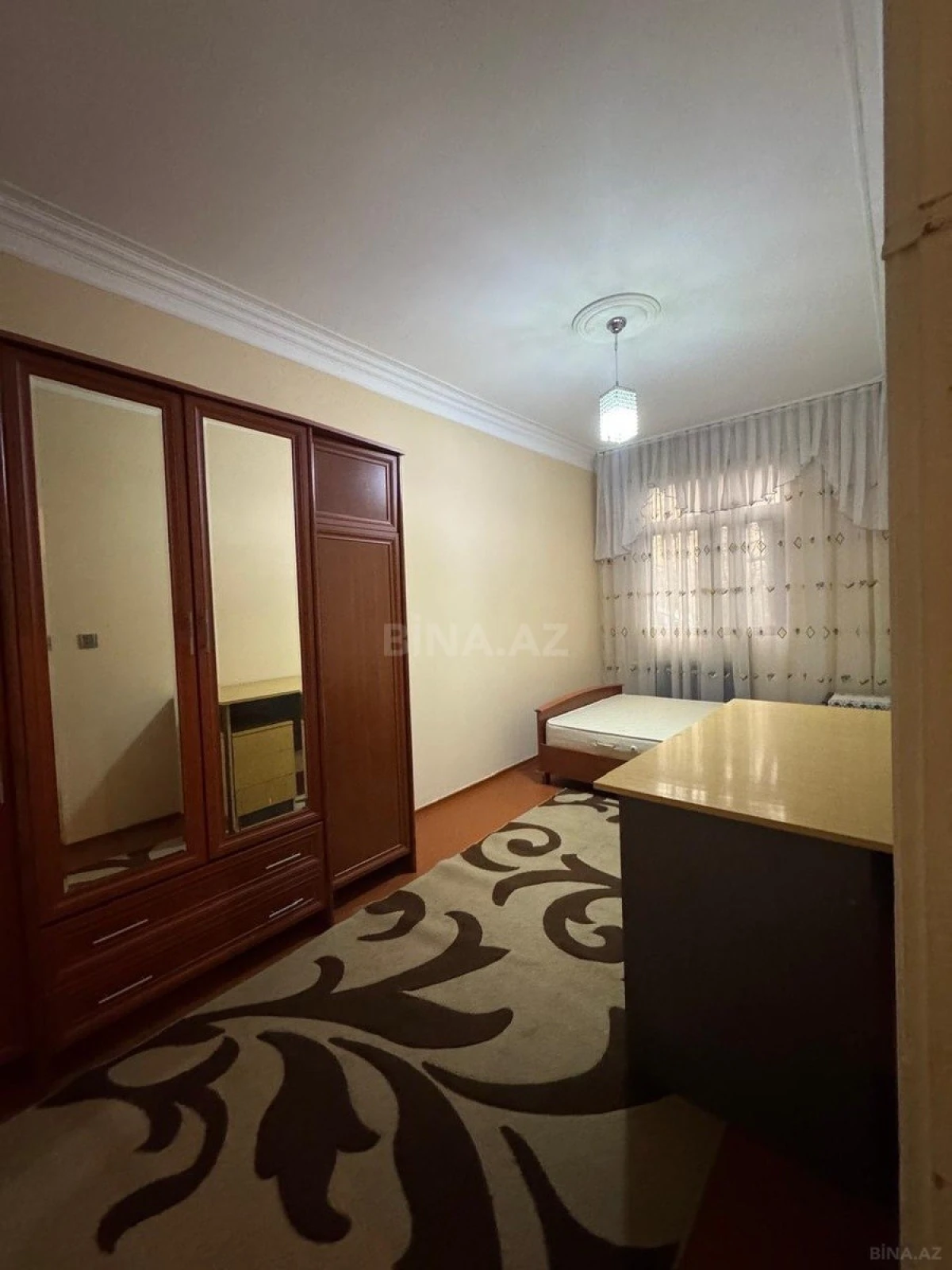 Kirayə verilir 2 otaqlı mənzil 55 m²