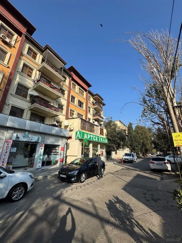 Kirayə verilir 2 otaqlı mənzil 55 m²