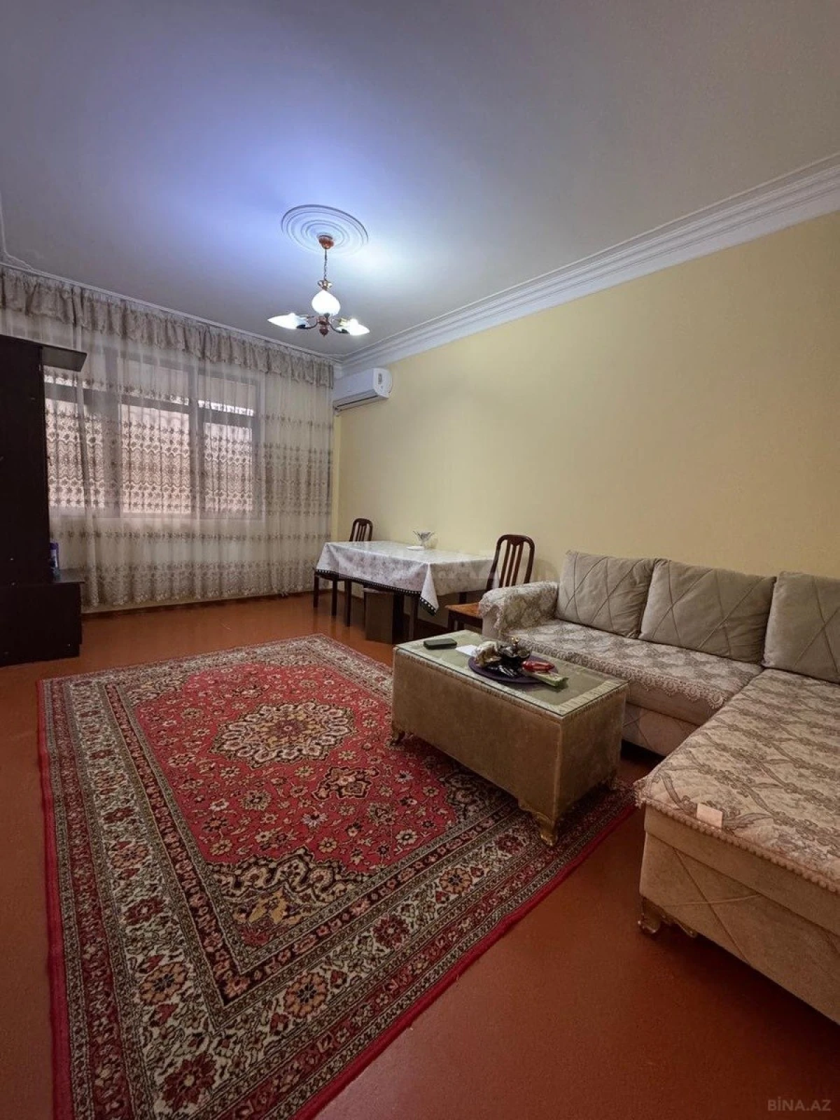 Kirayə verilir 2 otaqlı mənzil 55 m²