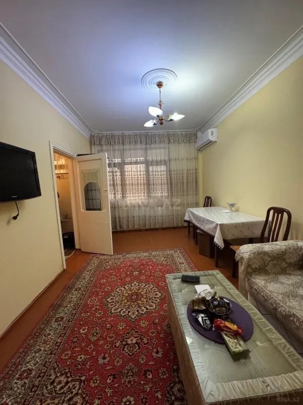 Kirayə verilir 2 otaqlı mənzil 55 m²
