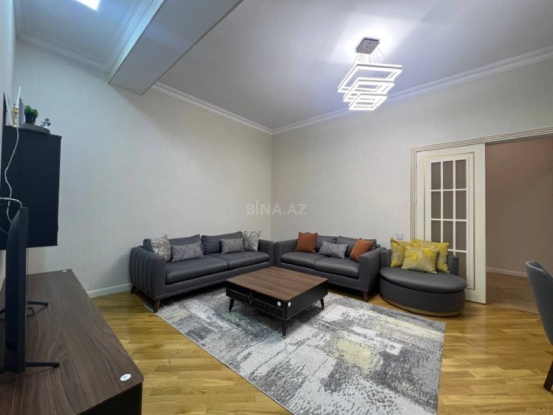 Satılır 3 otaqlı mənzil 80 m²