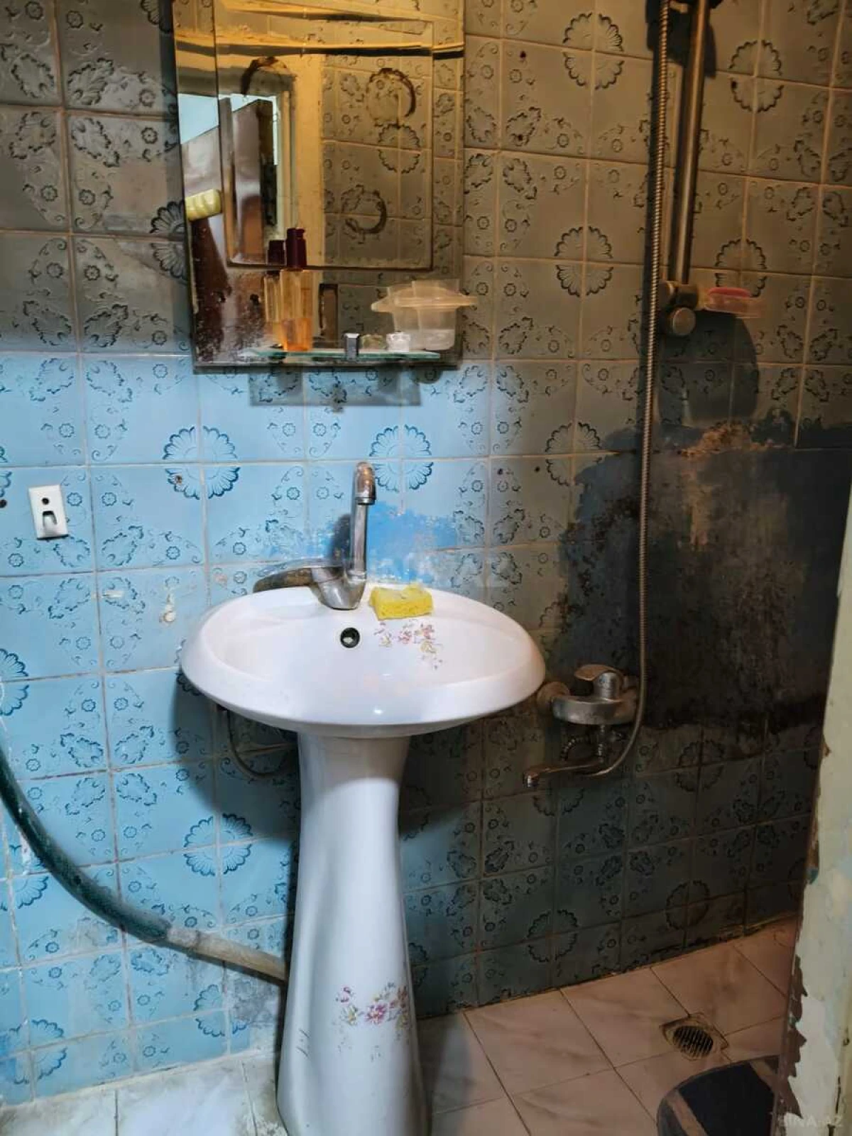 Satılır 2 otaqlı mənzil 41 m²