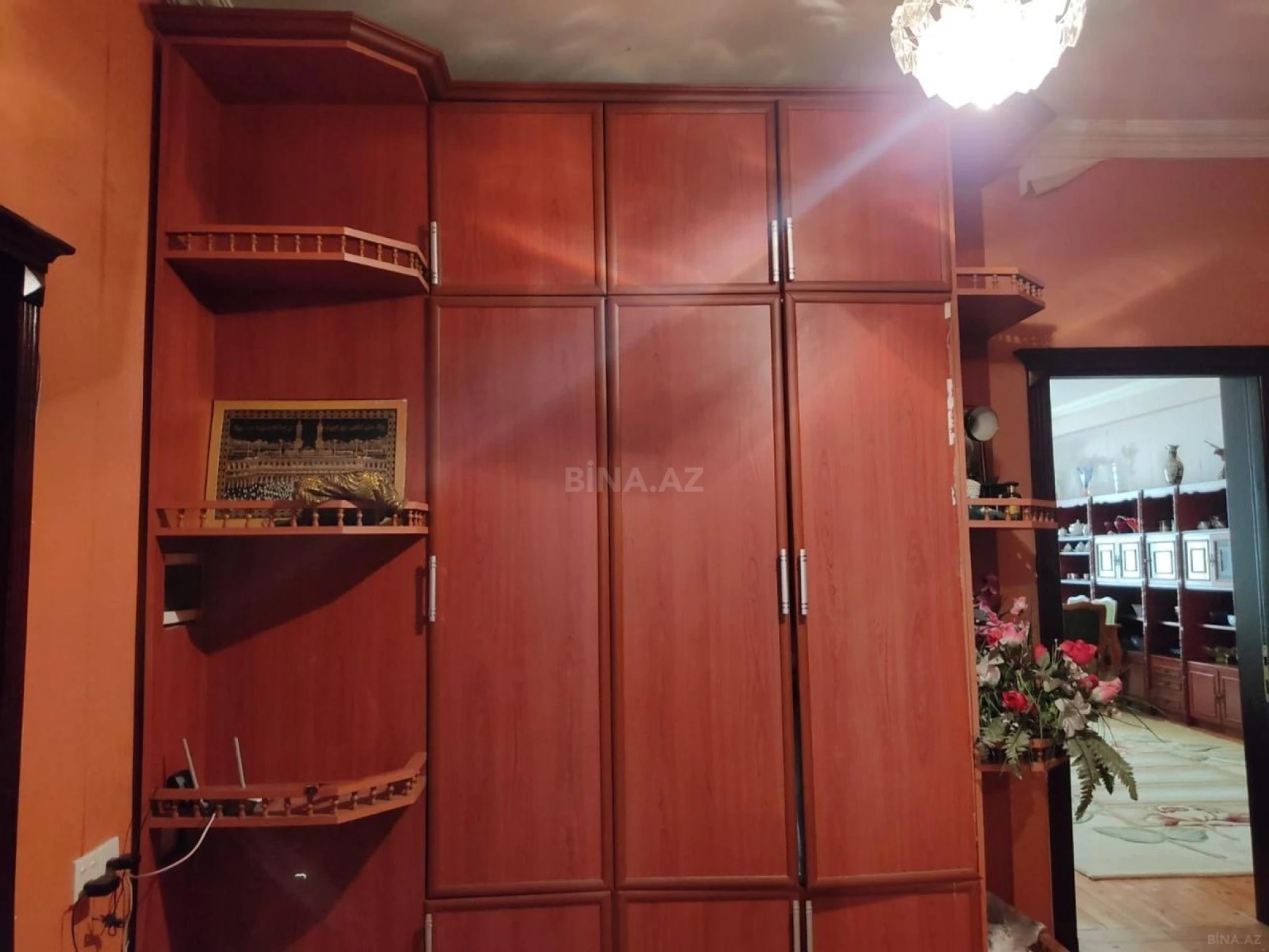 Kirayə verilir 2 otaqlı mənzil 112 m²