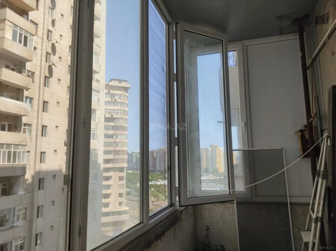 Kirayə verilir 2 otaqlı mənzil 112 m²