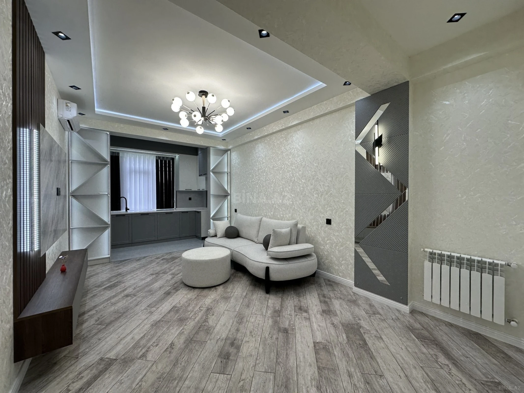 Satılır 3 otaqlı mənzil 90 m²