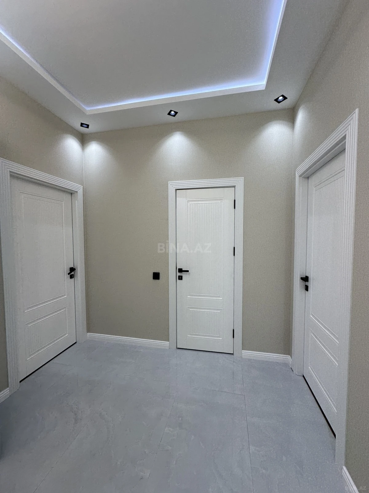 Satılır 3 otaqlı mənzil 90 m²