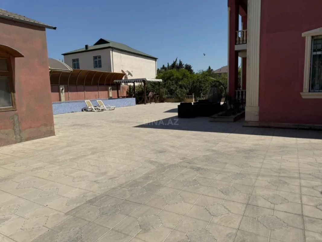Satılır 7 otaqlı həyət evi 250 m²