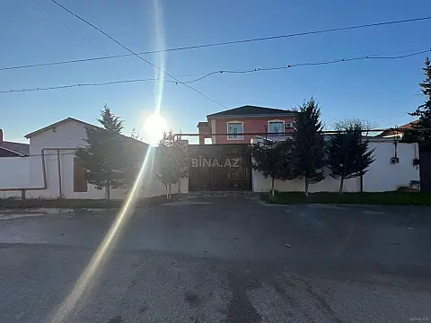 Satılır 7 otaqlı həyət evi 250 m²
