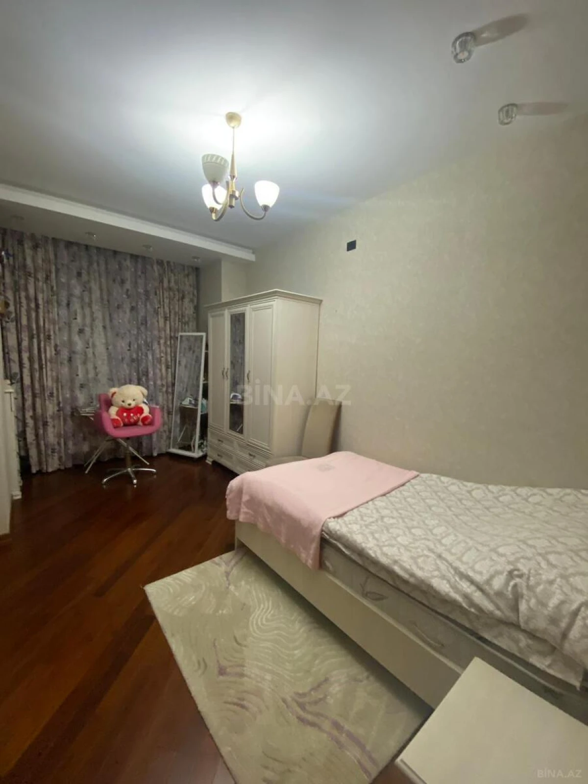 Satılır 3 otaqlı mənzil 100 m²