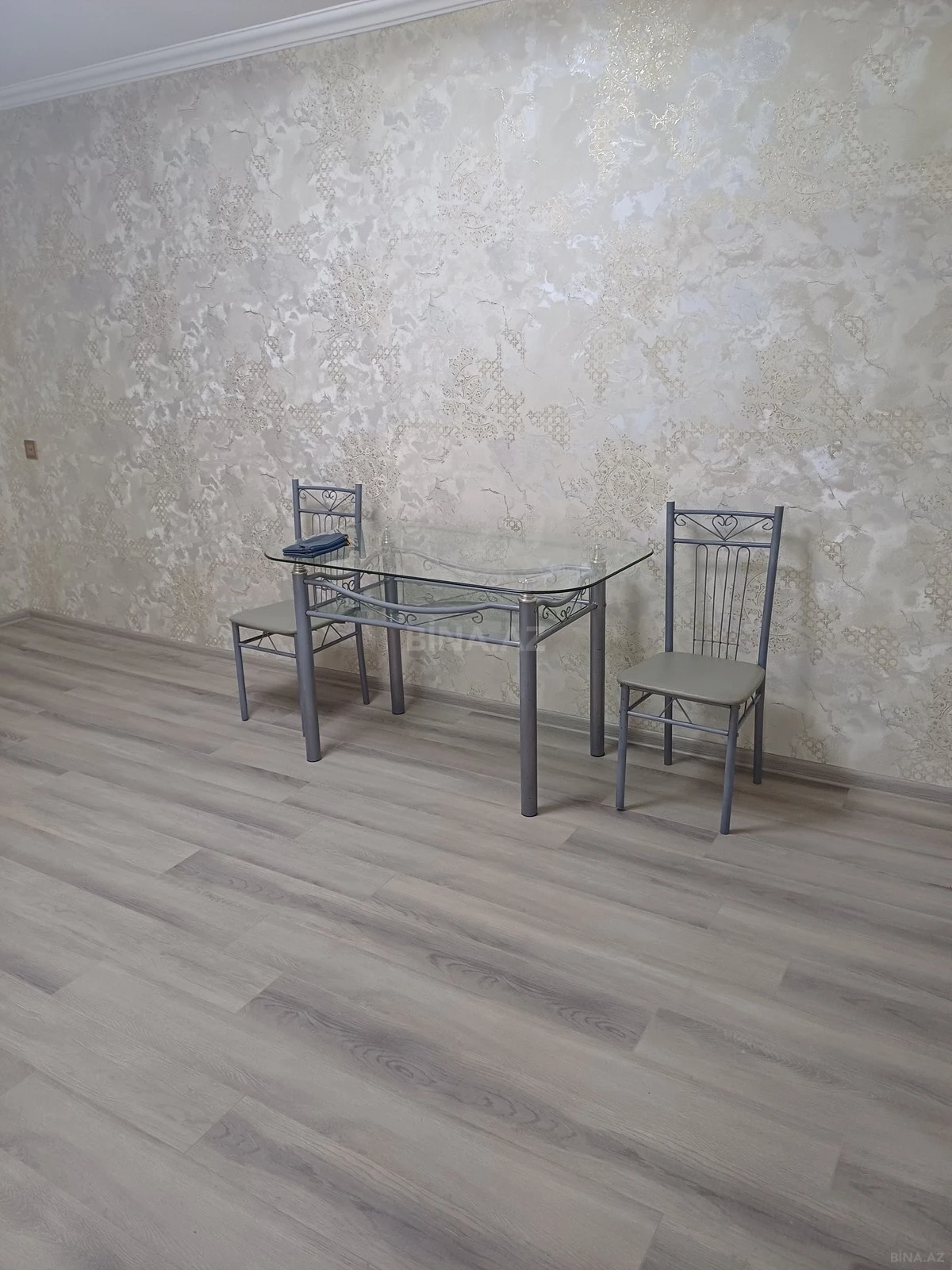 Kirayə verilir 2 otaqlı mənzil 32 m²