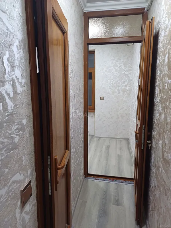 Kirayə verilir 2 otaqlı mənzil 32 m²