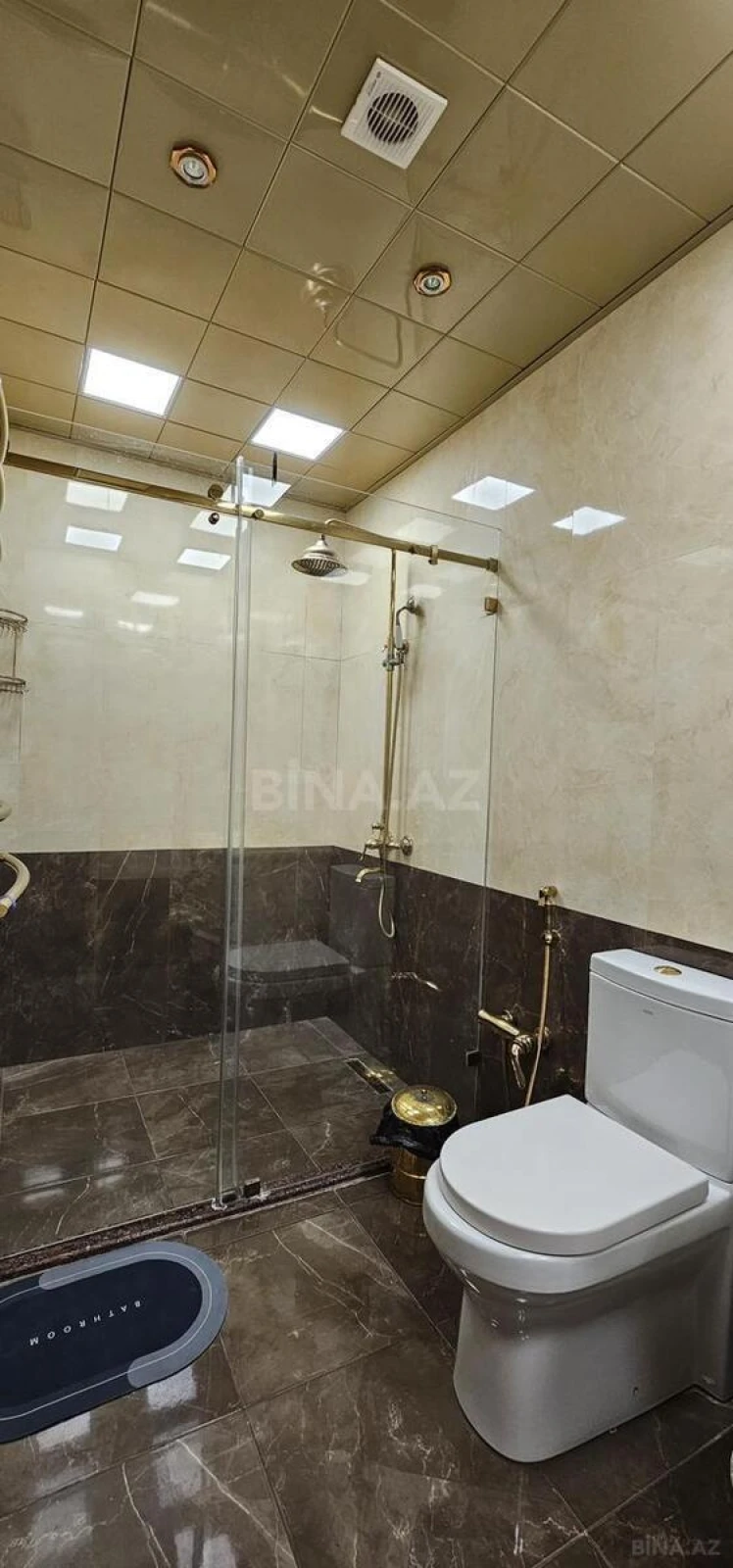 Satılır 7 otaqlı mənzil 328 m²