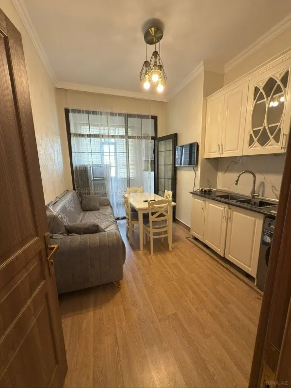 Kirayə verilir 1 otaqlı mənzil 50 m²