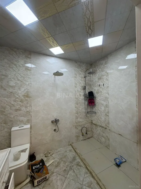Satılır 4 otaqlı mənzil 148 m²