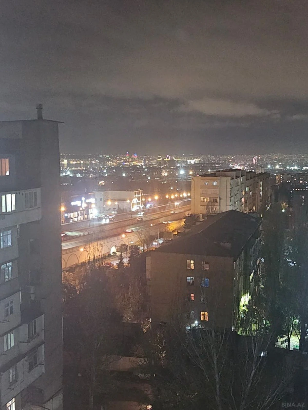 Satılır 2 otaqlı mənzil 60 m²