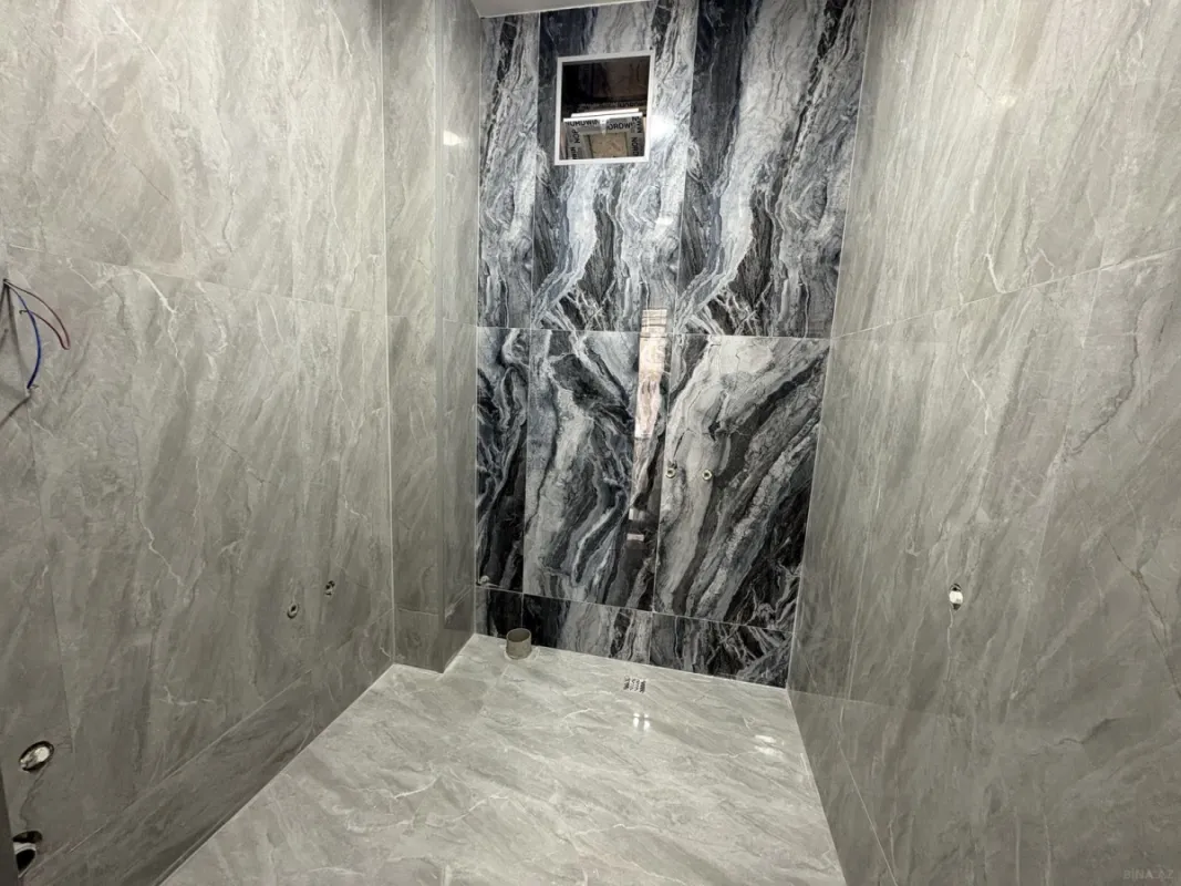 Satılır 5 otaqlı həyət evi 140 m²