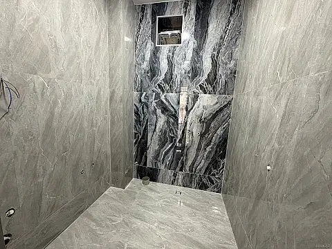 Satılır 5 otaqlı həyət evi 140 m²