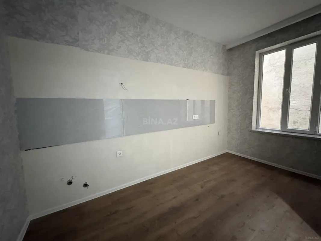 Satılır 5 otaqlı həyət evi 140 m²