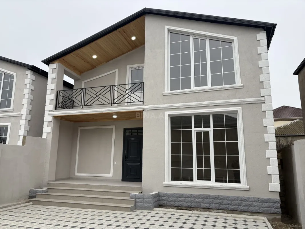Satılır 5 otaqlı həyət evi 140 m²