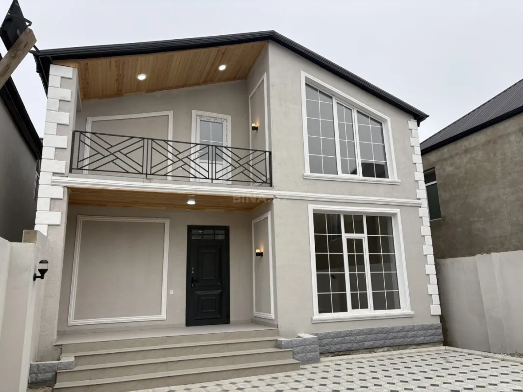 Satılır 5 otaqlı həyət evi 140 m²
