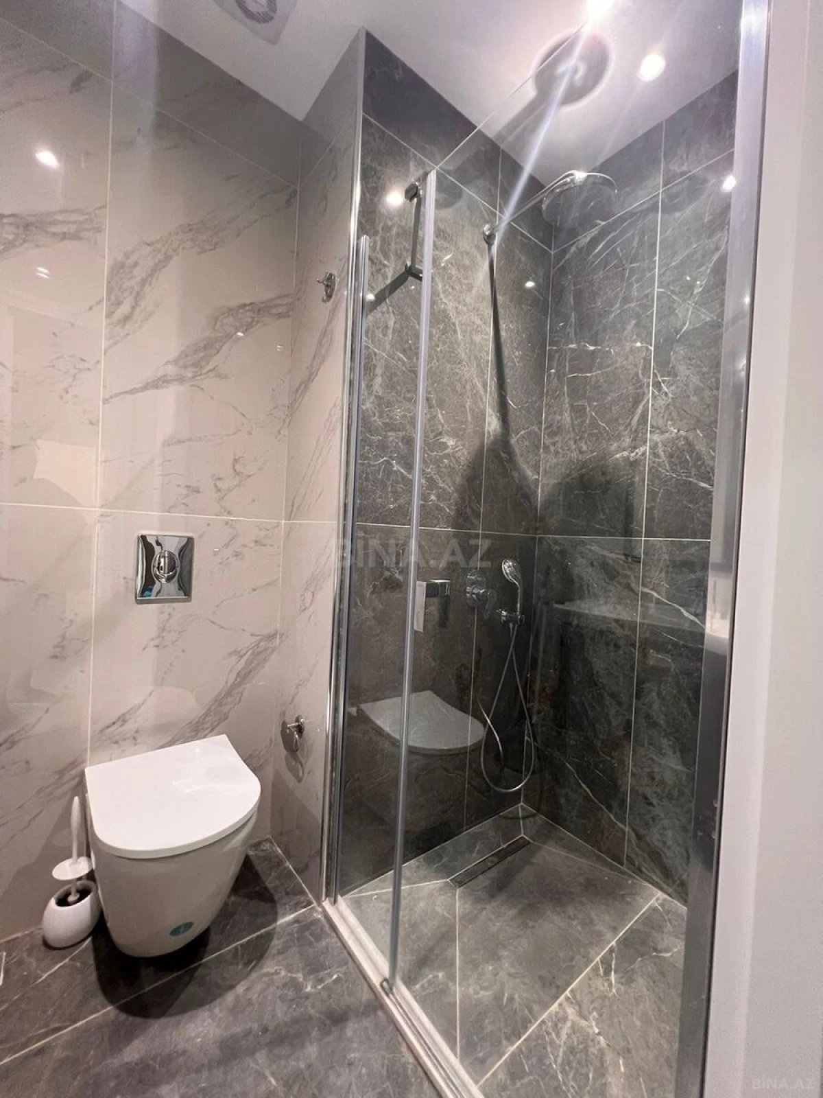 Kirayə verilir 2 otaqlı mənzil 75 m²