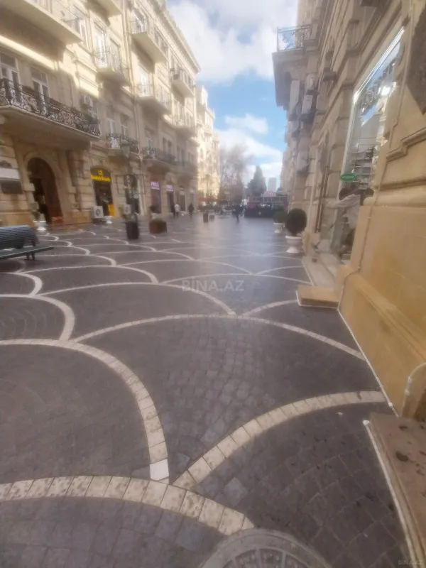 Satılır 3 otaqlı mənzil 70 m²