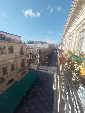 Satılır 3 otaqlı mənzil 70 m²