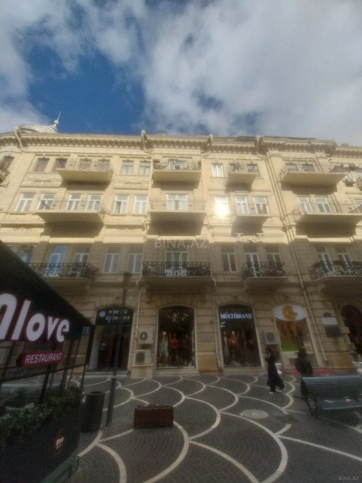 Satılır 3 otaqlı mənzil 70 m²