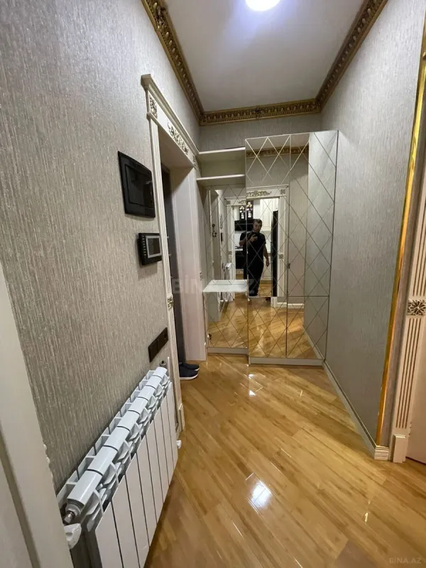 Satılır 2 otaqlı mənzil 55 m²