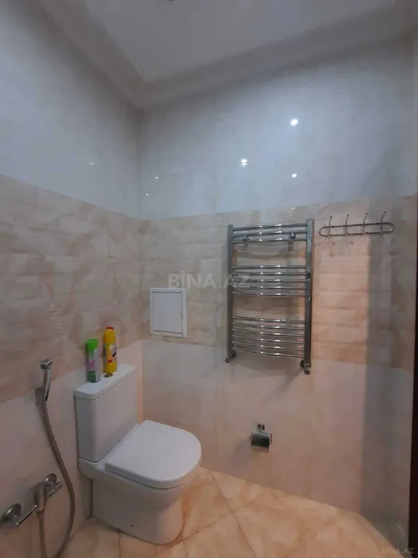 Kirayə verilir 3 otaqlı mənzil 133 m²
