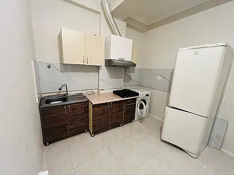 Kirayə verilir 2 otaqlı mənzil 65 m²