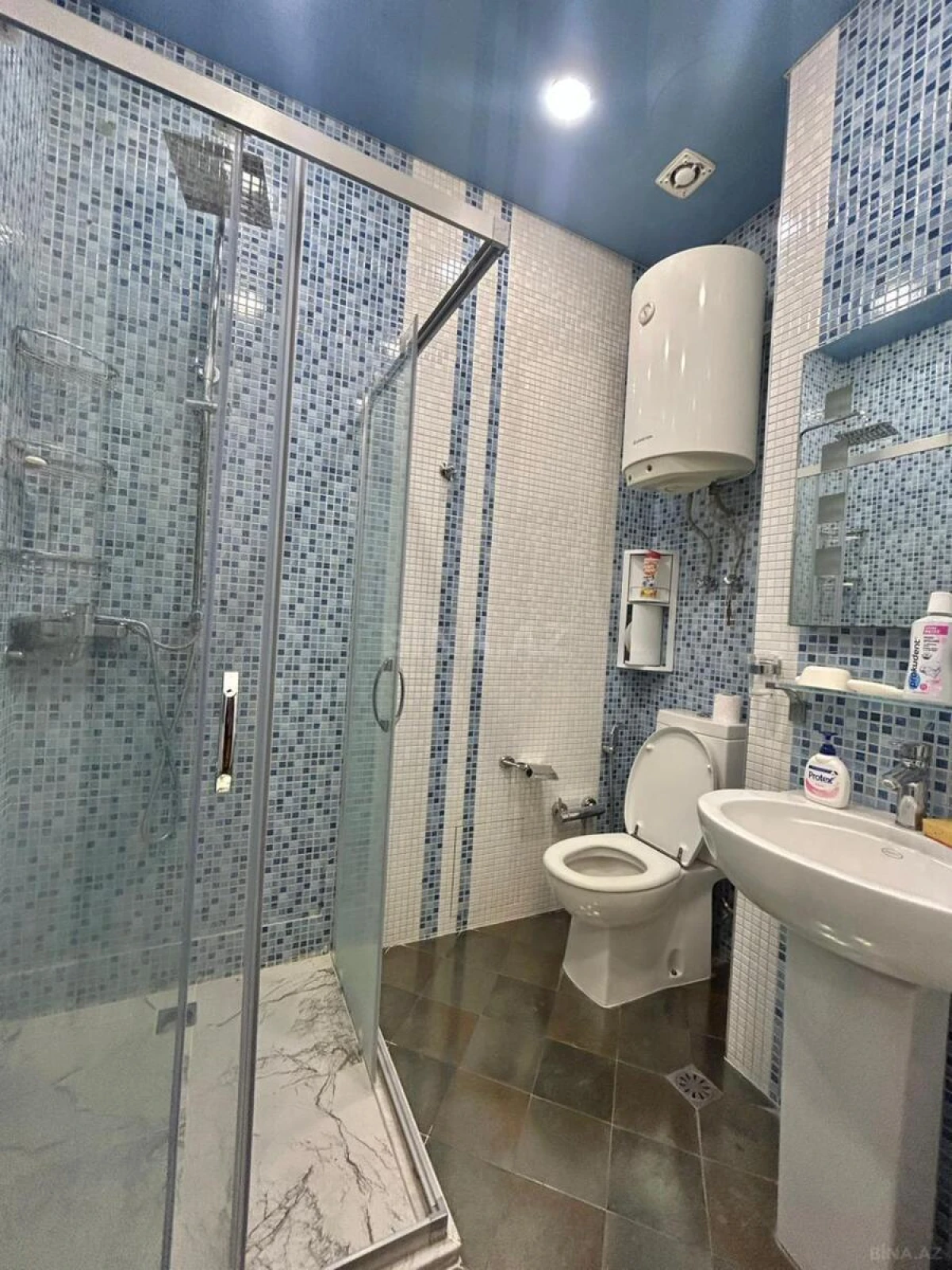 Kirayə verilir 4 otaqlı ofis 150 m²