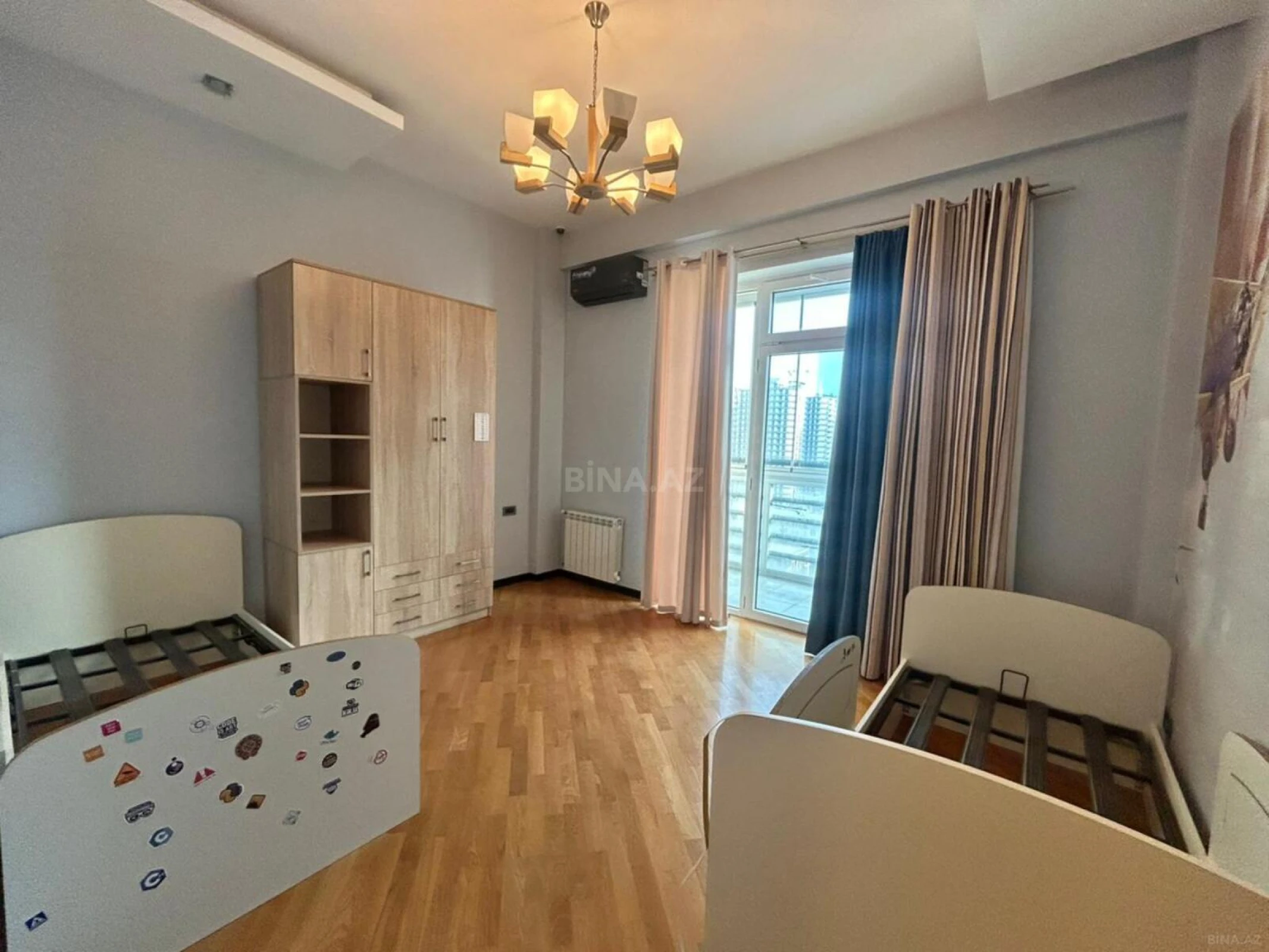 Kirayə verilir 4 otaqlı ofis 150 m²