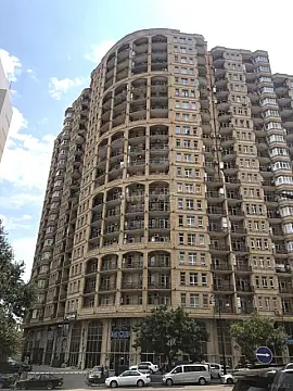 Satılır 3 otaqlı mənzil 130 m² — Bakı, Yasamal 3 otaq 130.00 m²