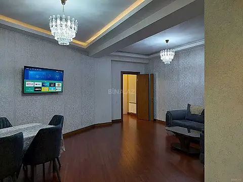 Kirayə verilir 2 otaqlı mənzil 113 m²