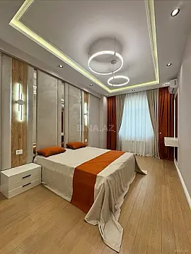 Satılır 3 otaqlı mənzil 120 m²