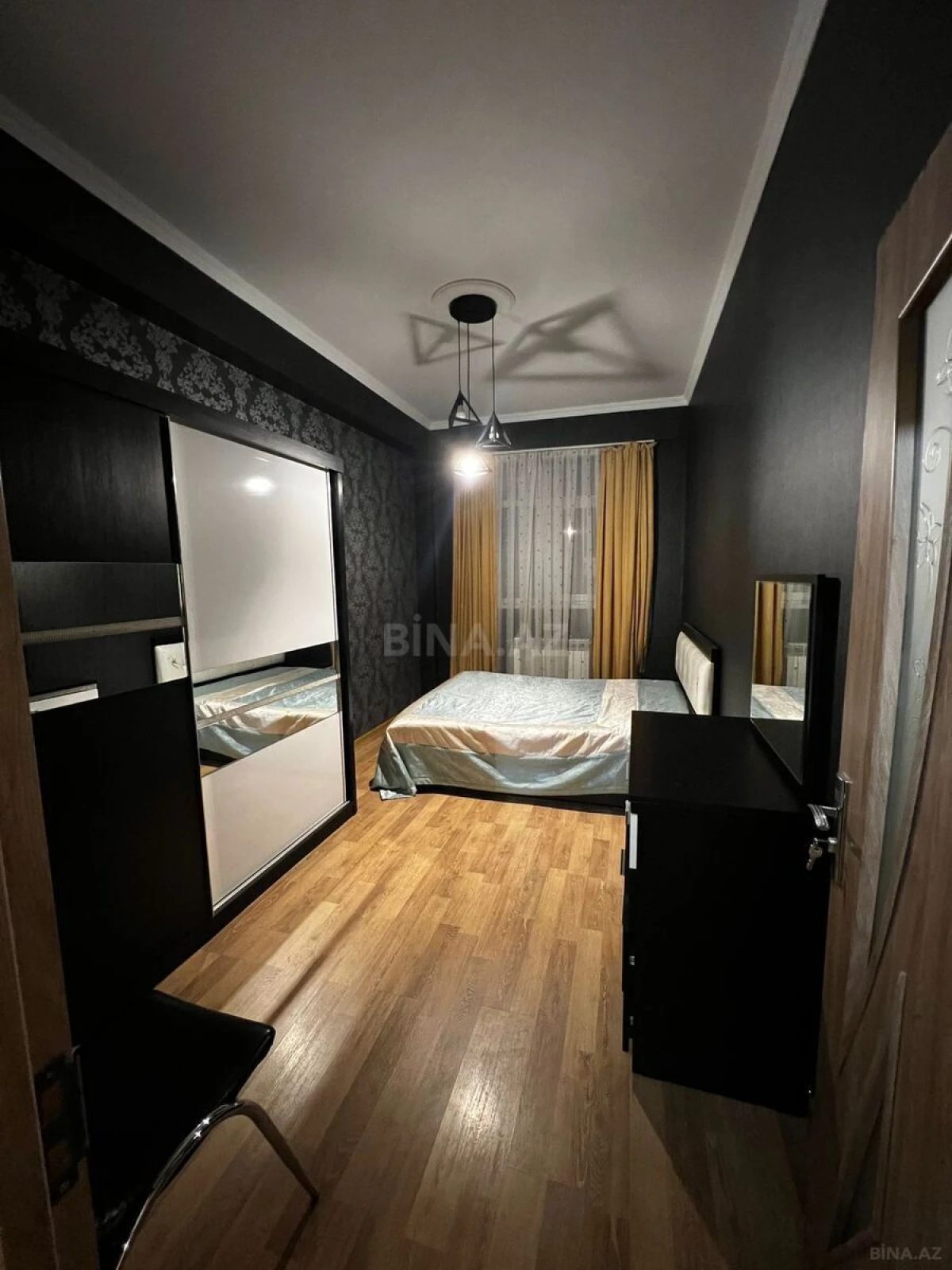 Satılır 2 otaqlı mənzil 60 m²