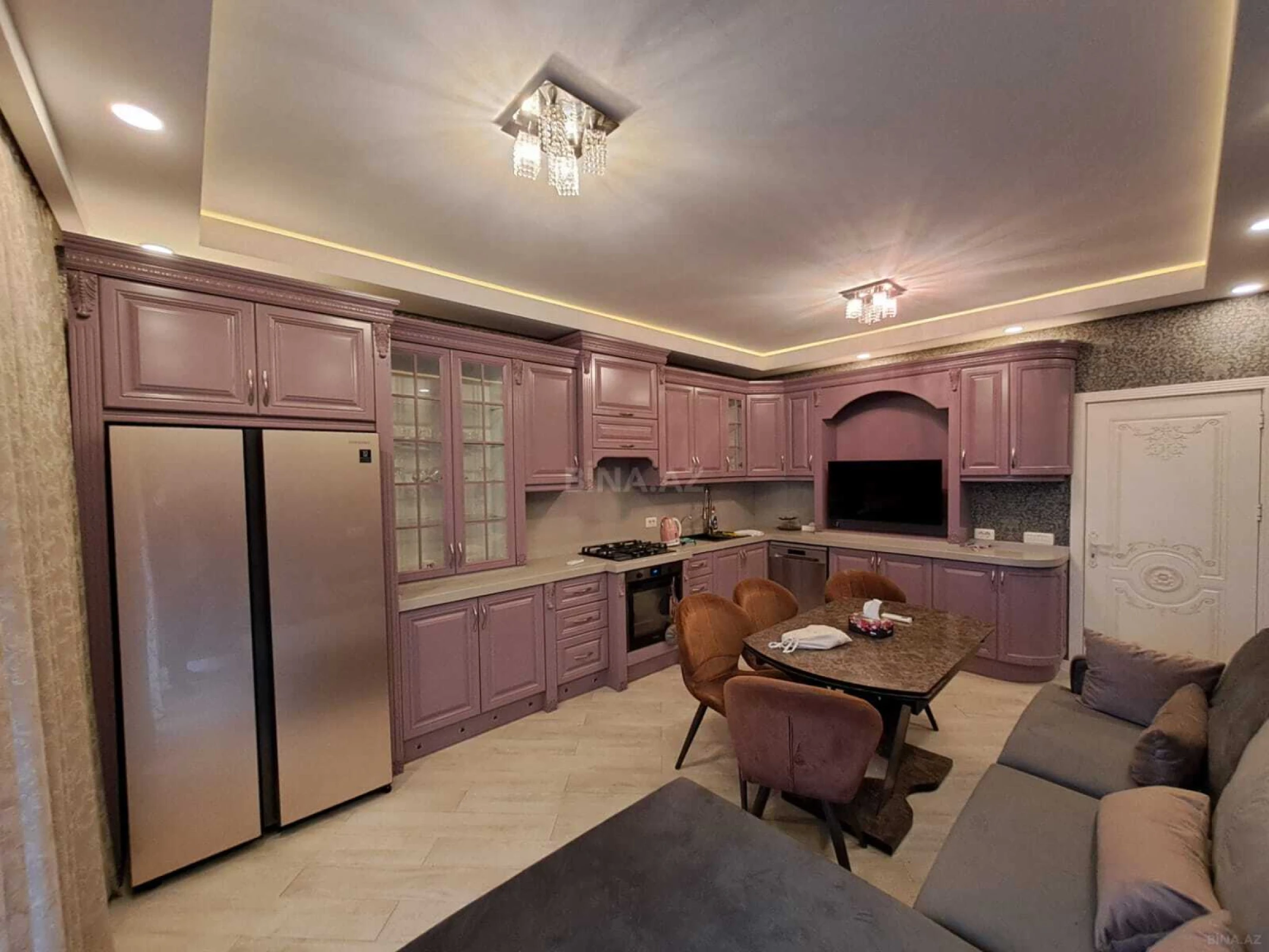 Kirayə verilir 3 otaqlı mənzil 106 m²