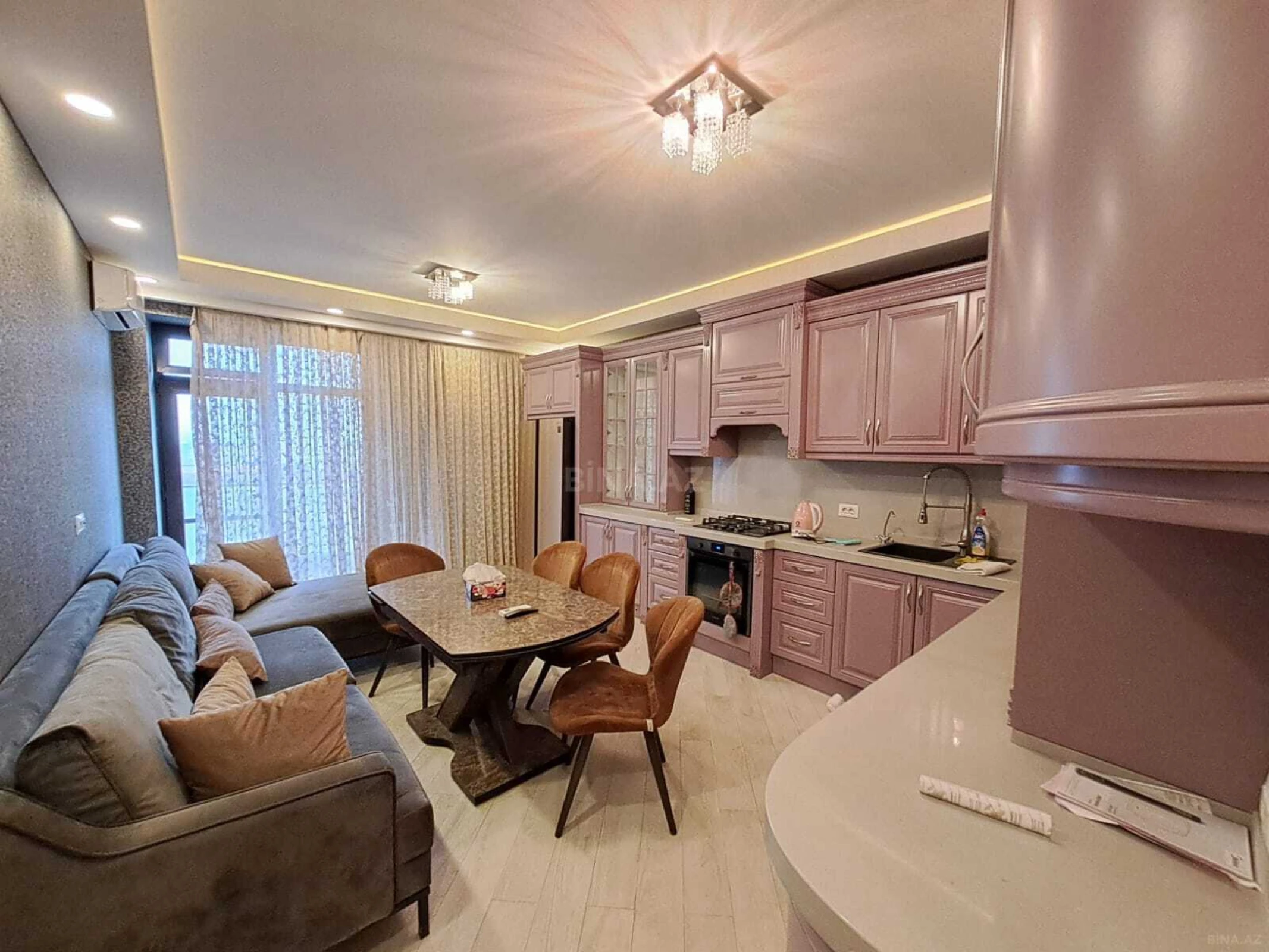 Kirayə verilir 3 otaqlı mənzil 106 m²