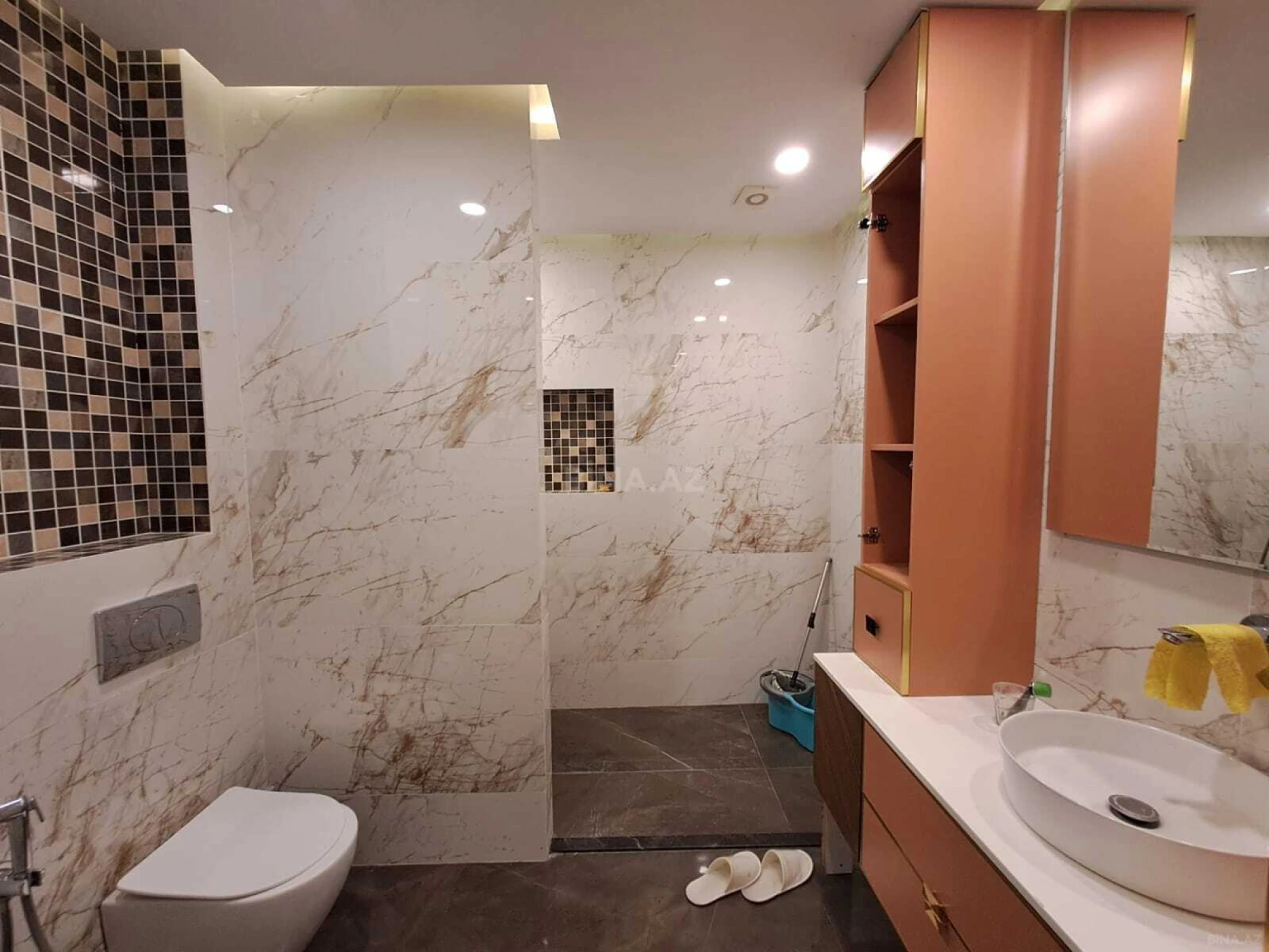 Kirayə verilir 3 otaqlı mənzil 106 m²