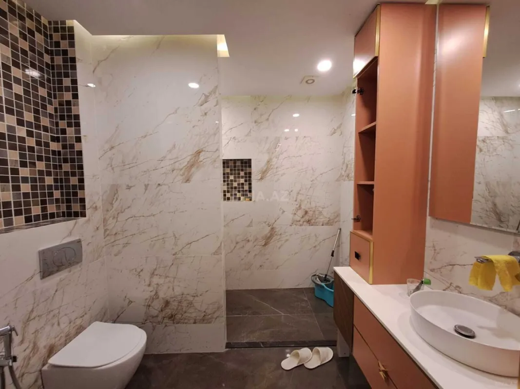 Kirayə verilir 3 otaqlı mənzil 106 m²