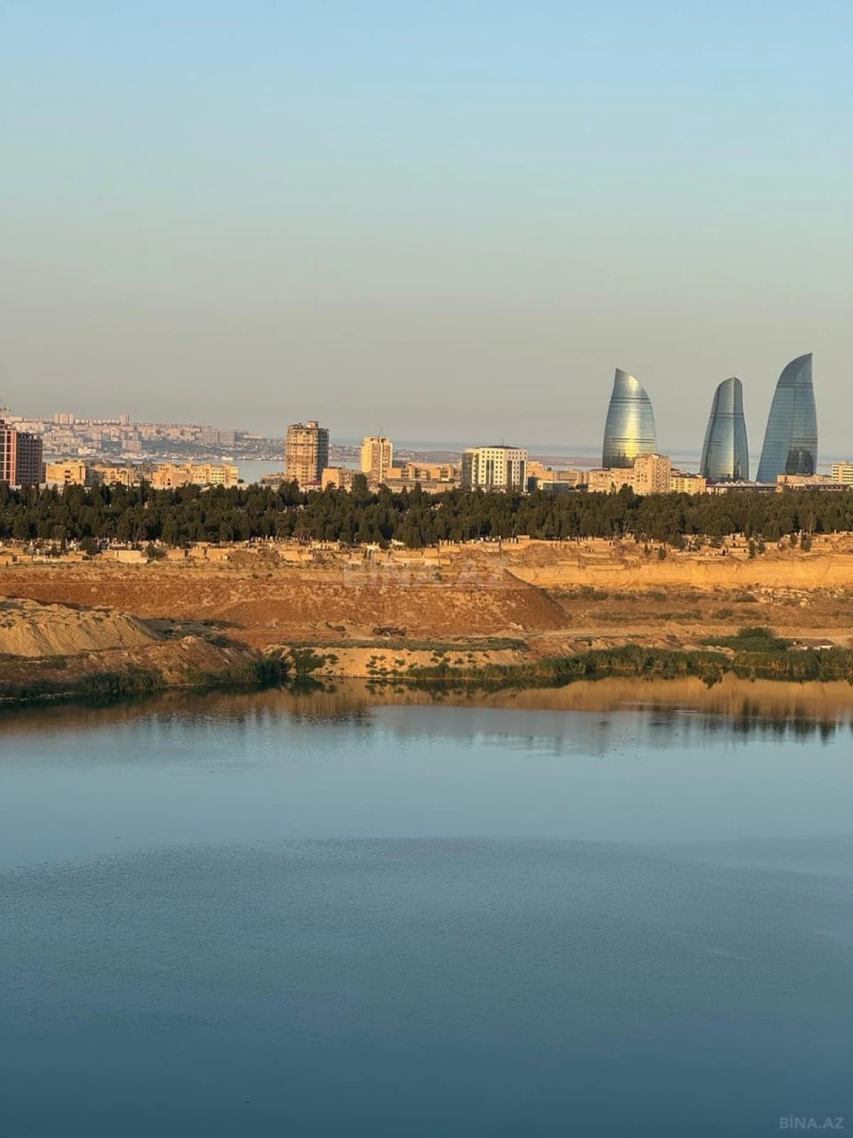 Satılır 2 otaqlı mənzil 63 m²