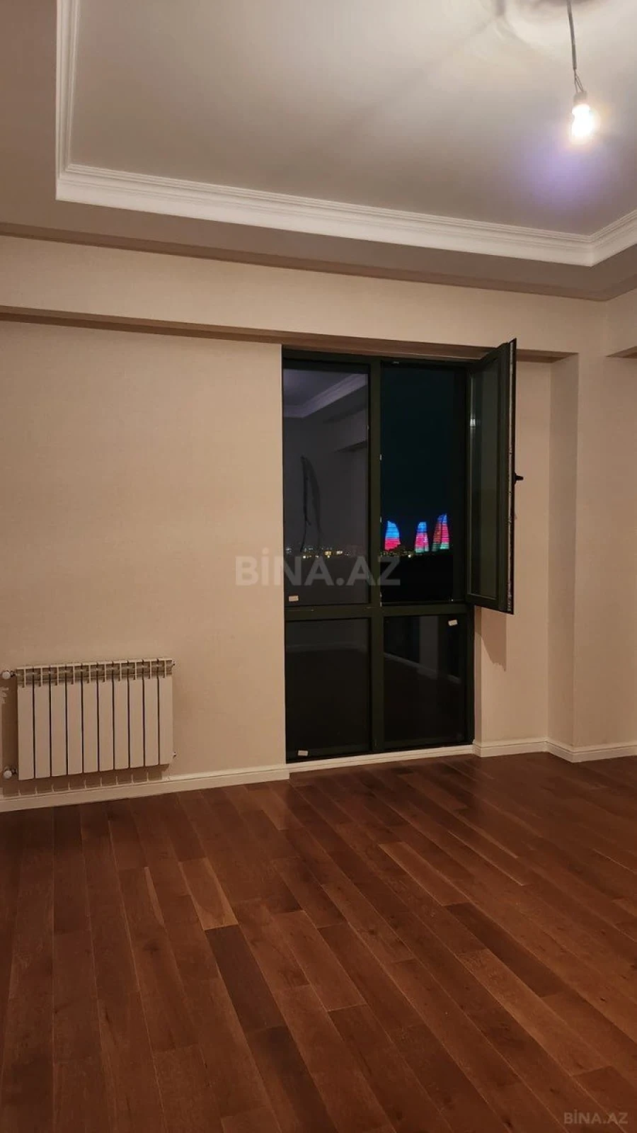 Satılır 2 otaqlı mənzil 63 m²