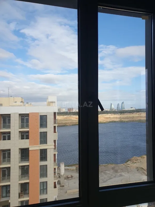 Satılır 2 otaqlı mənzil 63 m²