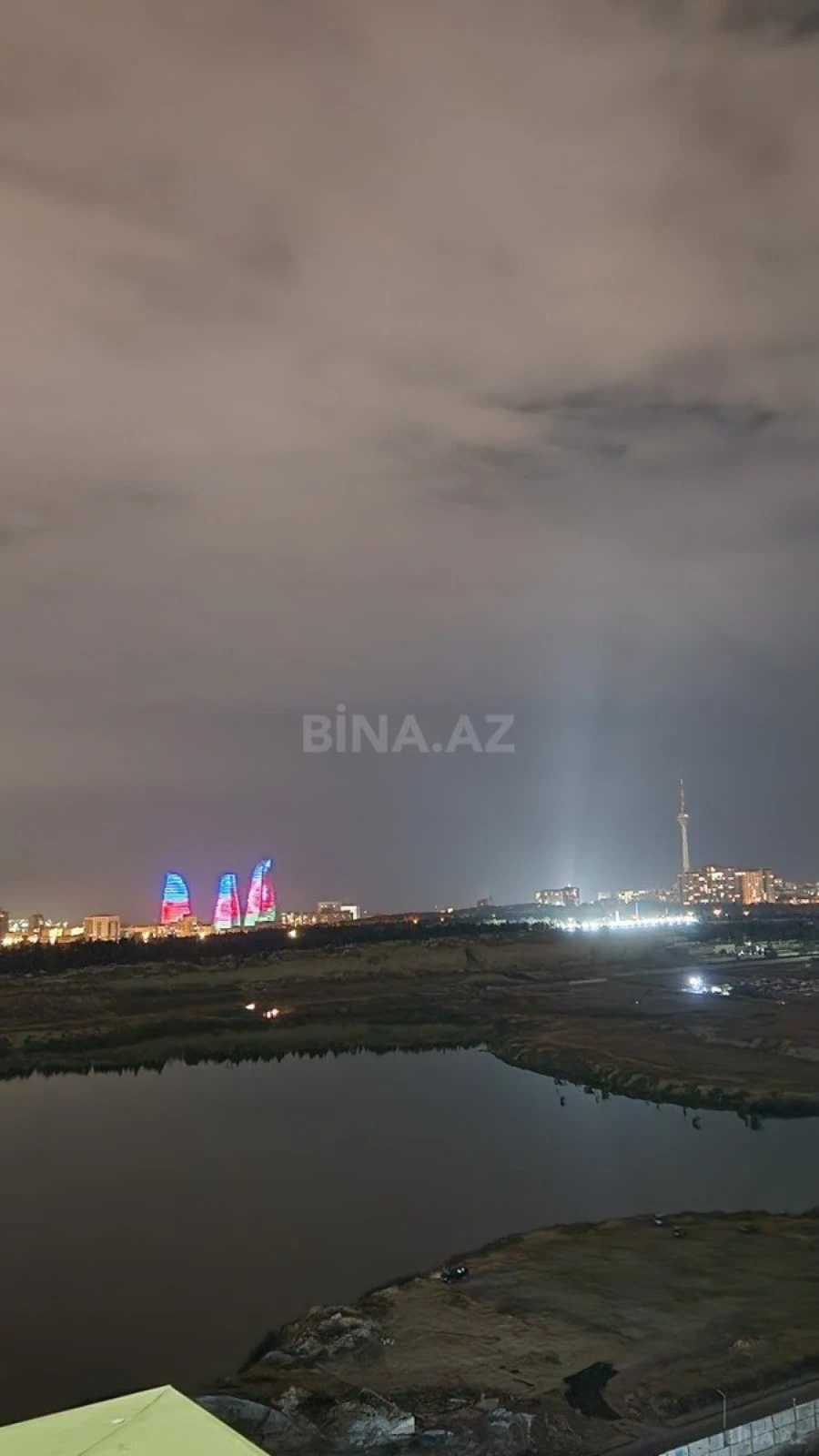 Satılır 2 otaqlı mənzil 63 m²