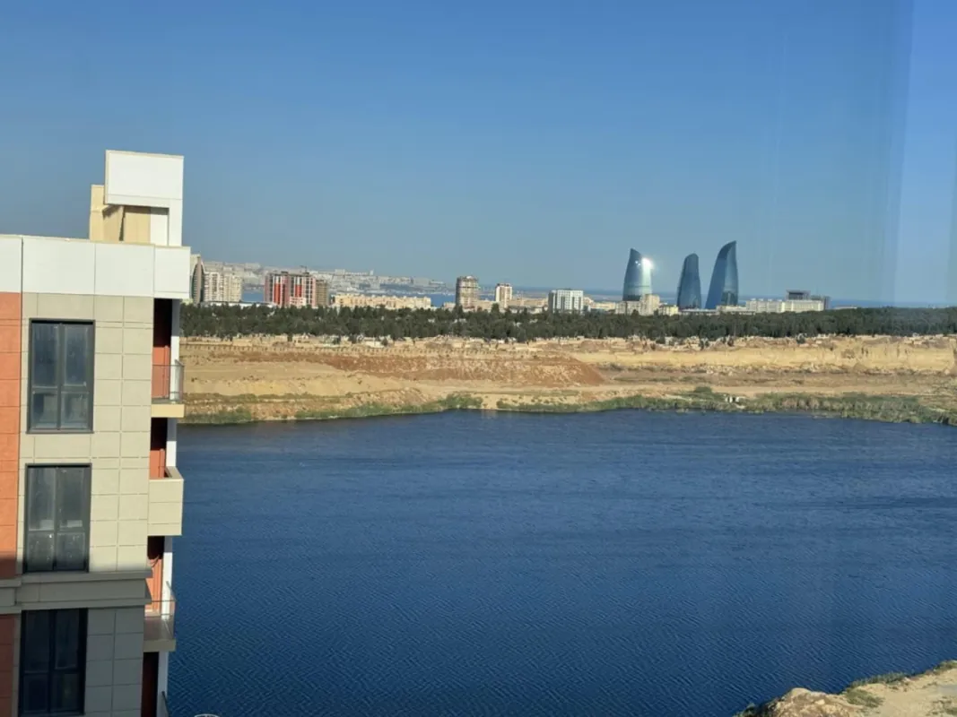 Satılır 2 otaqlı mənzil 63 m²