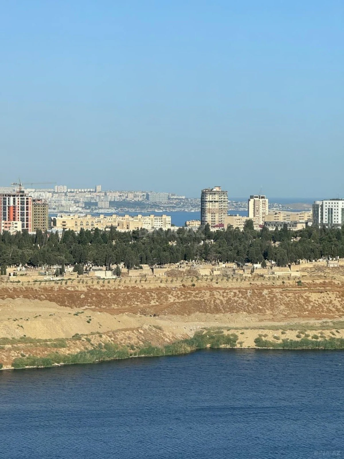 Satılır 2 otaqlı mənzil 63 m²