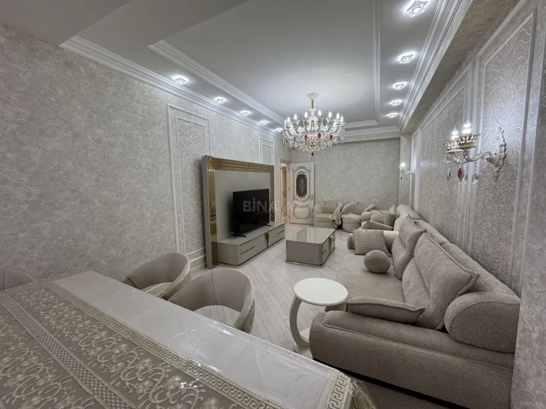 Satılır 3 otaqlı mənzil 105 m²