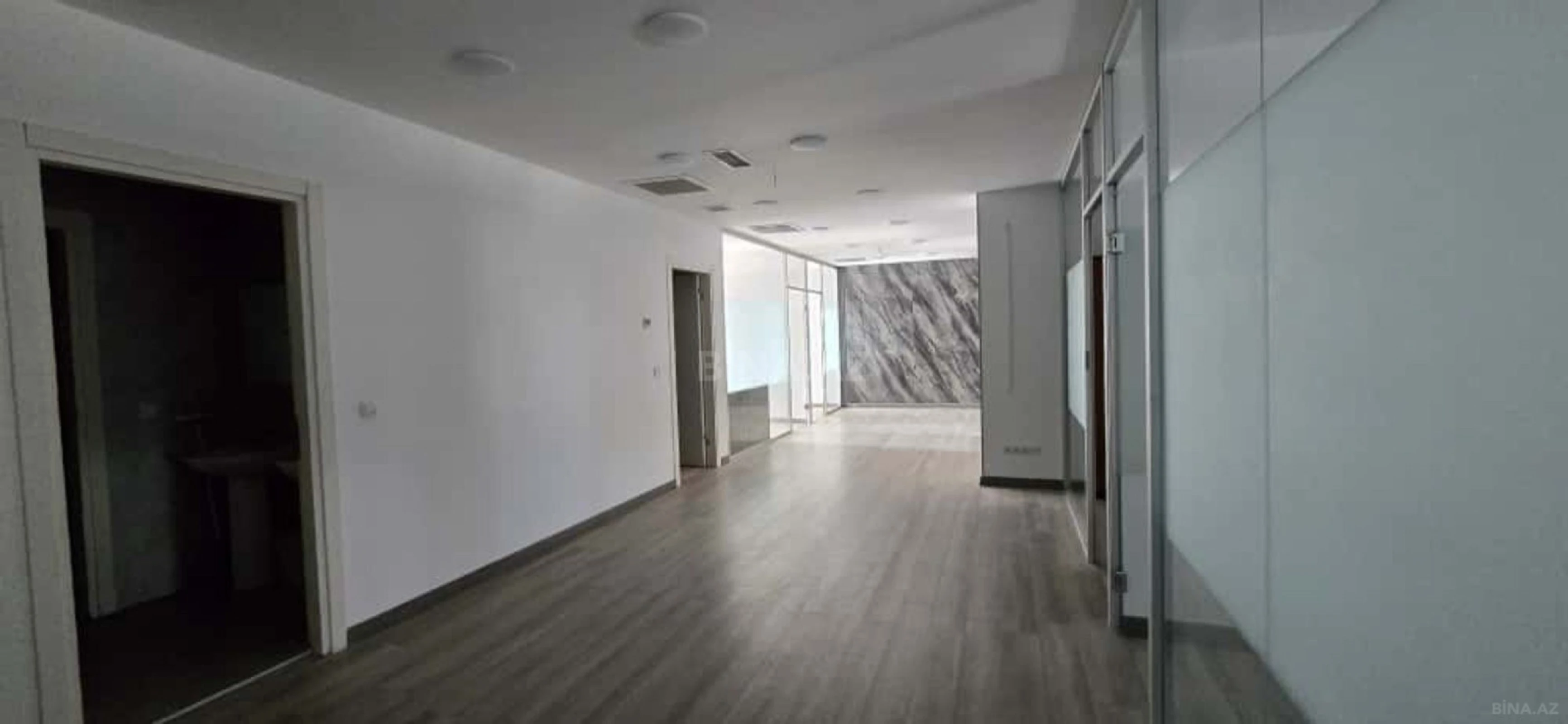 Kirayə verilir 6 otaqlı ofis 255 m²
